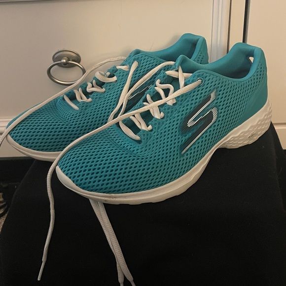 Skechers Shoes - Skechers Teal Sneakers with White Details